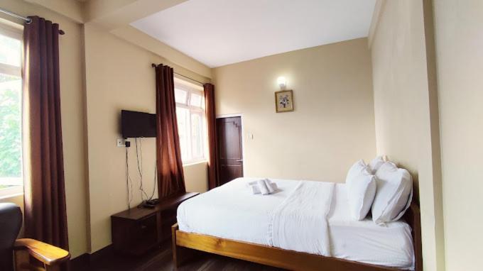 Hotel Artistic Greystone Dreams Kalimpong Exterior foto
